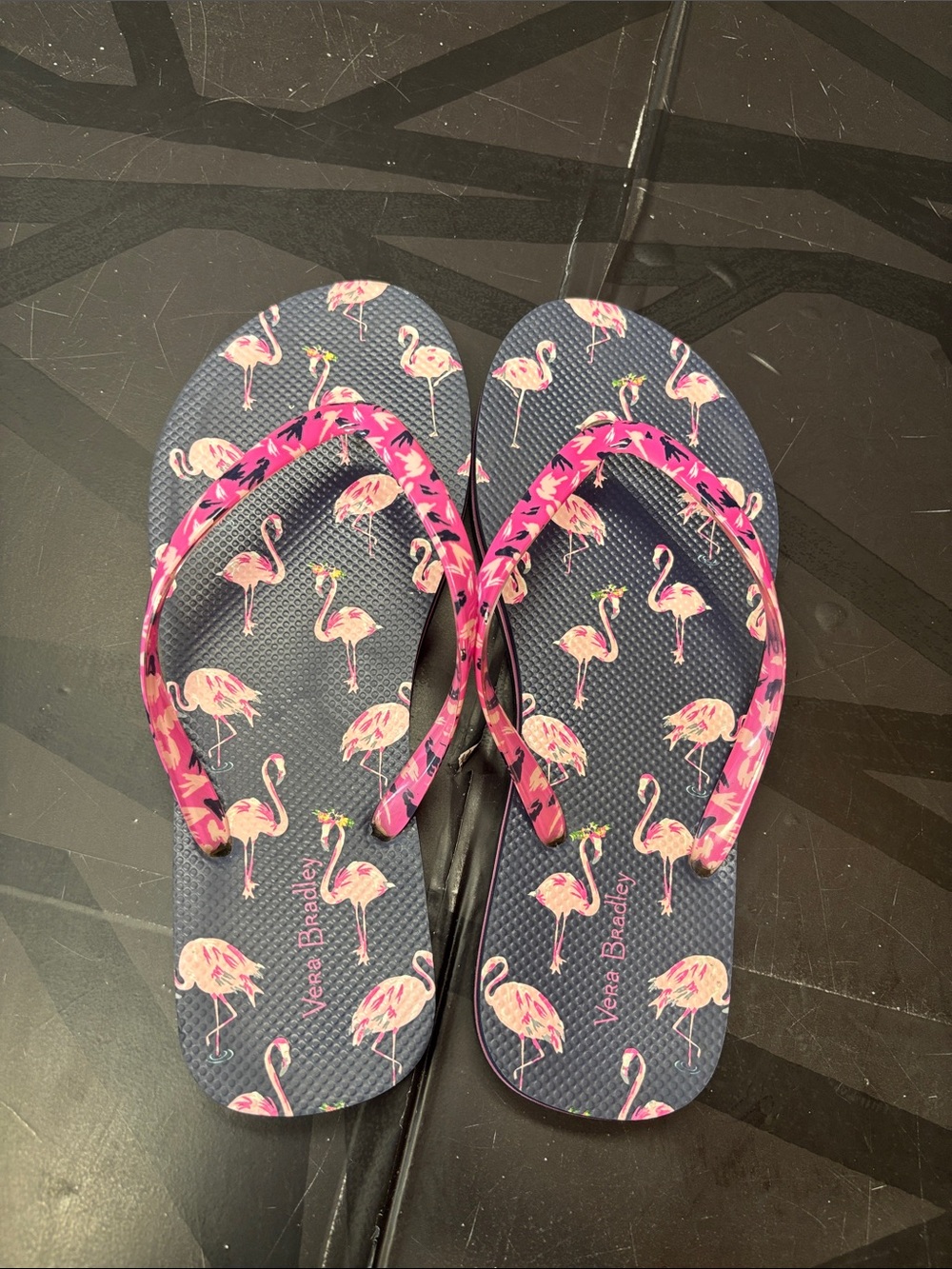 Vera Bradley Navy Flip Flops with Pink Flamingo Pattern fits 7-8 b161s